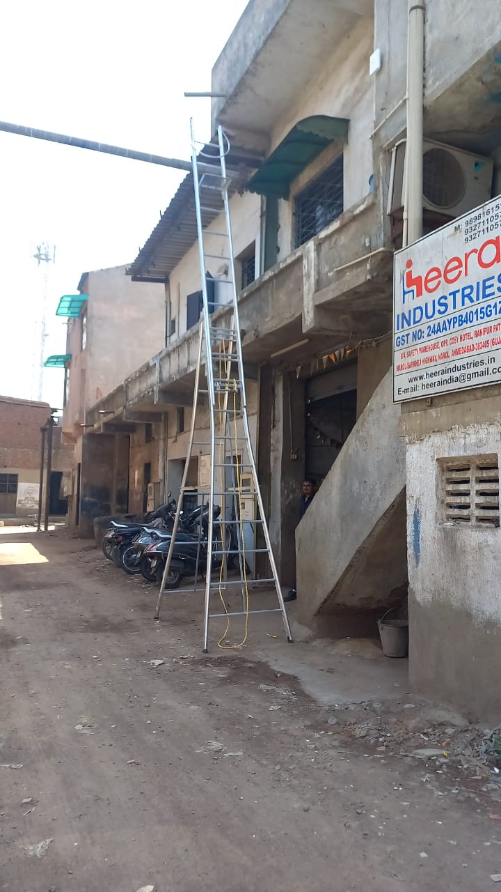 Aluminium Self Support Extension Ladder