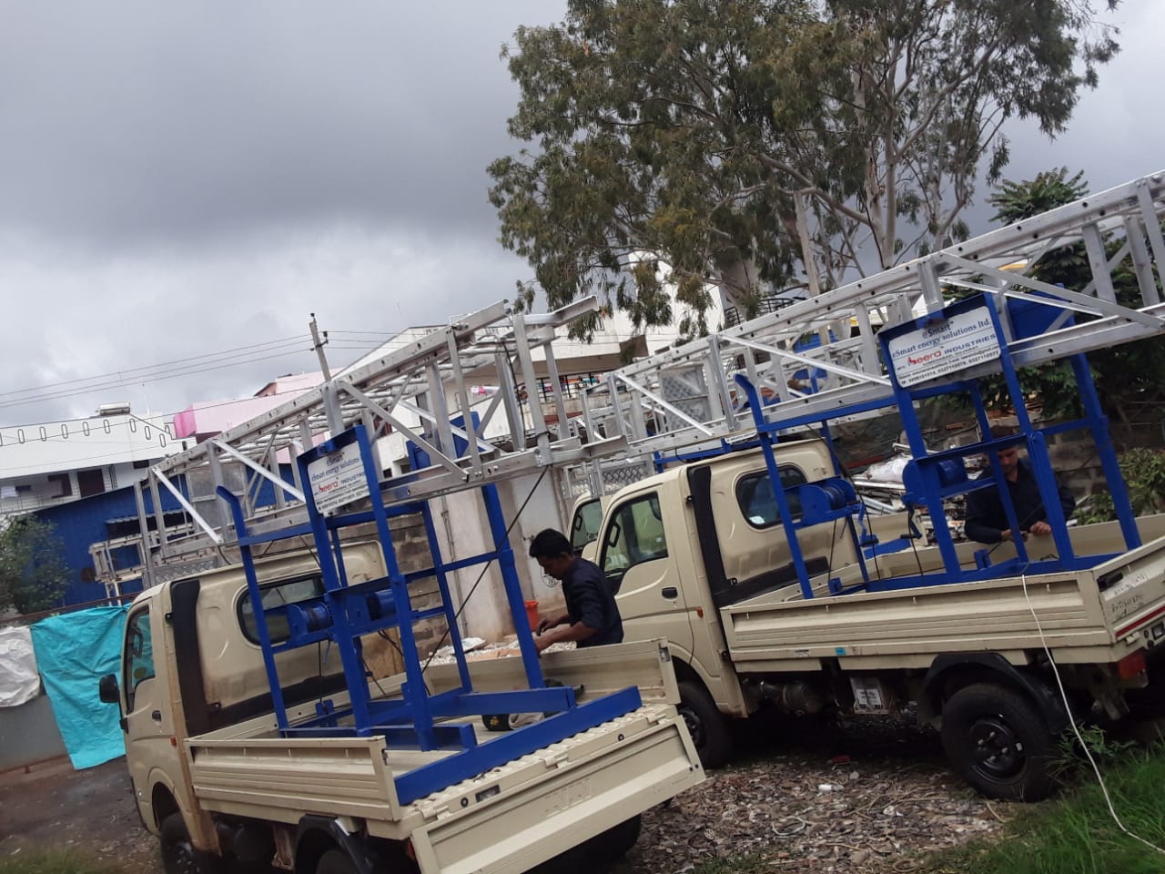 Vehicle Mounted Tower Ladder – Base & Control Detail