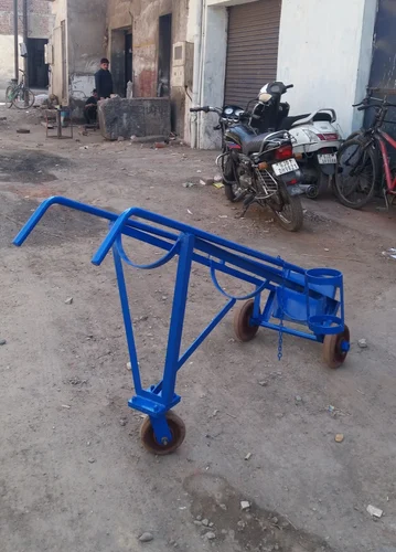 Single Gas Cylinder Trolley – alternate view
